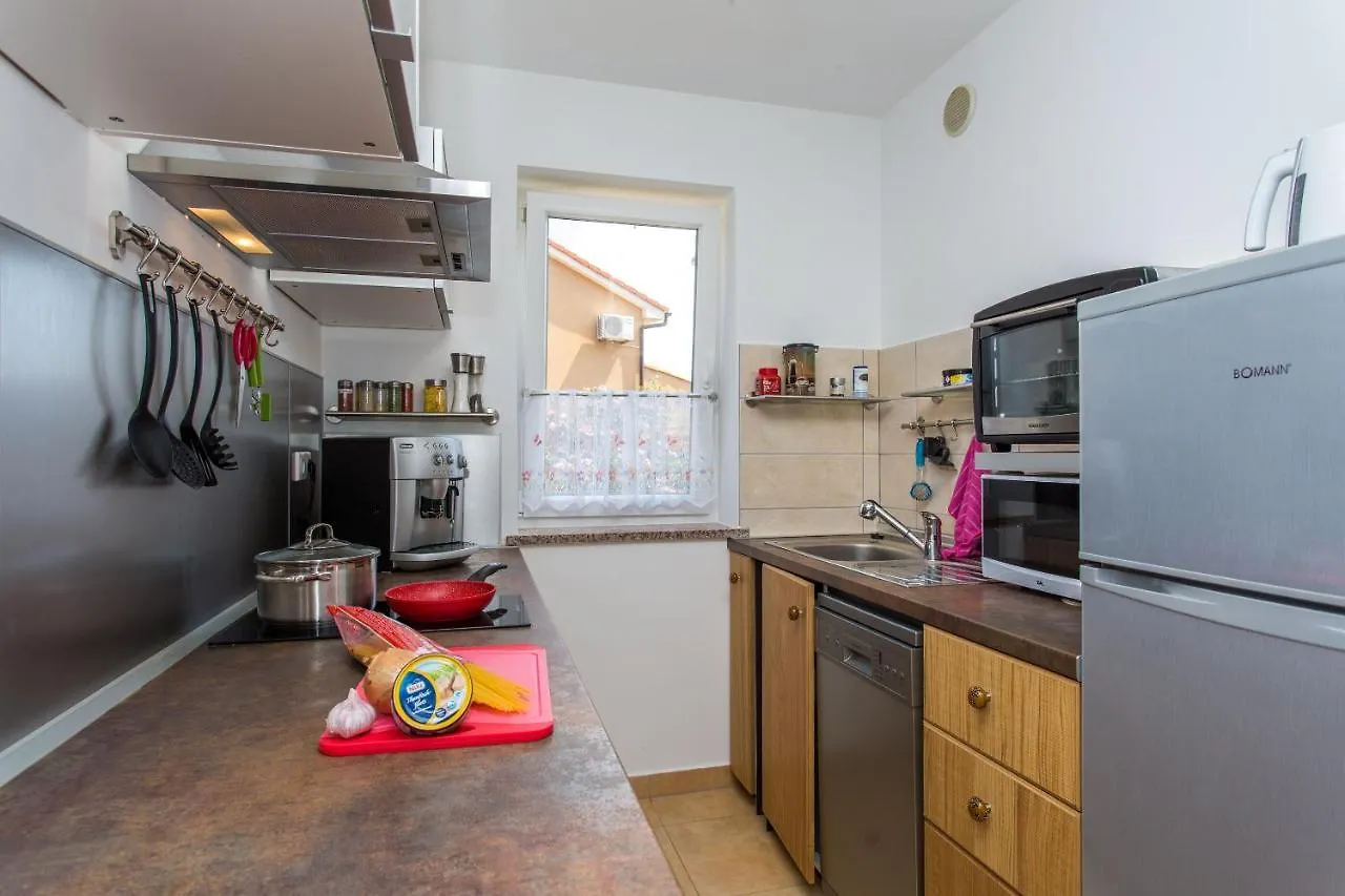 Apartment Mia & Lea Klimno Croatia