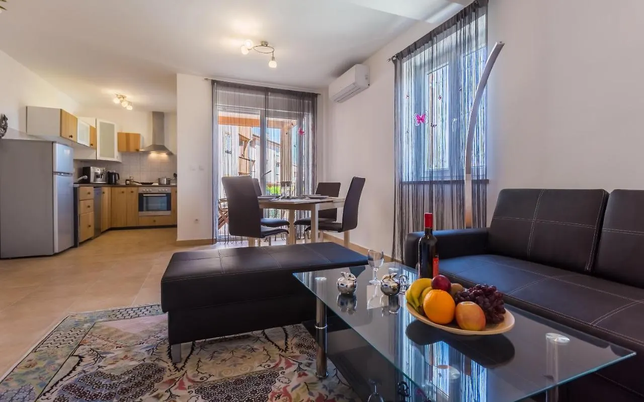 Apartment Mia & Lea Klimno
